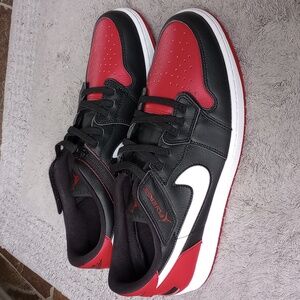 New Men's Nike Air Jordan 1 low Flyease